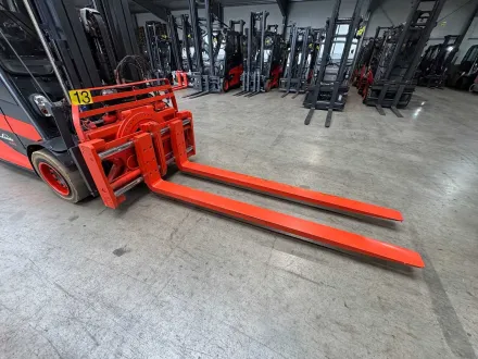 2019 Durwen Linde E50 5.000kg FEM3 44-144cm 3.+4.+5. Ventil Drehklammer 360° Drehgerät + Zinkenverst – RESALE