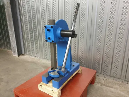 Rogi - 2023 - DDP-3 - Mechanische Presse – RESALE