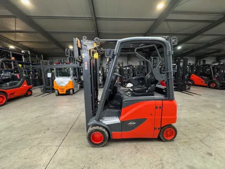 02/2021 Service + UVV 04/2027 Linde E20PH 2.000kg Triplex 462cm Elektrostapler Gabelstapler 12.081 S – RESALE