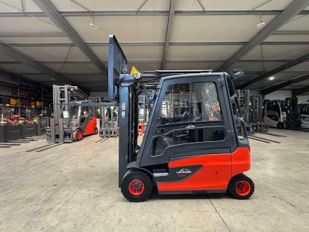 13/2021 Service + UVV 05/2027 Linde E25L 2.500kg Duplex 320cm Elektrostapler Gabelstapler 8.143 Stun – RESALE