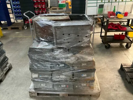 verzinkte Metall-Sichtlagerkästen/Stapelkisten (Konvolut) – RESALE