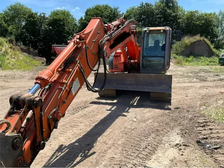 2005 Hitachi Zaxis ZX 135 US-Kappenbagger – RESALE