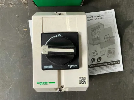 Schneider Electric VBF1GE Hauptschalter im Gehäuse 25 A (4x) – RESALE