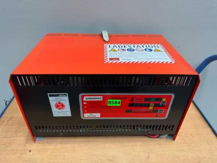 2021 Linde 24V 35A 225-280Ah Ameise Hubwagen Elektrostapler Ladegerät charger – RESALE