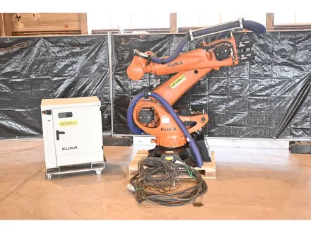 KR 240 R2900 ultra - KUKA Industrieroboter KR 240 R2900 ultra inkl. Schaltschrank VKR C4 + 00-212-18 – RESALE