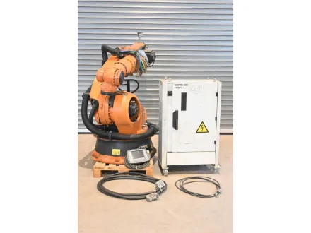 KR210-L180 - KUKA - Industrieroboter - 2004 – RESALE