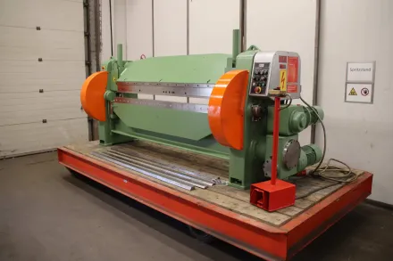 Lotze 1512000 3,5 Schwenkbiegemaschine 2000 x 3,5 mm – RESALE
