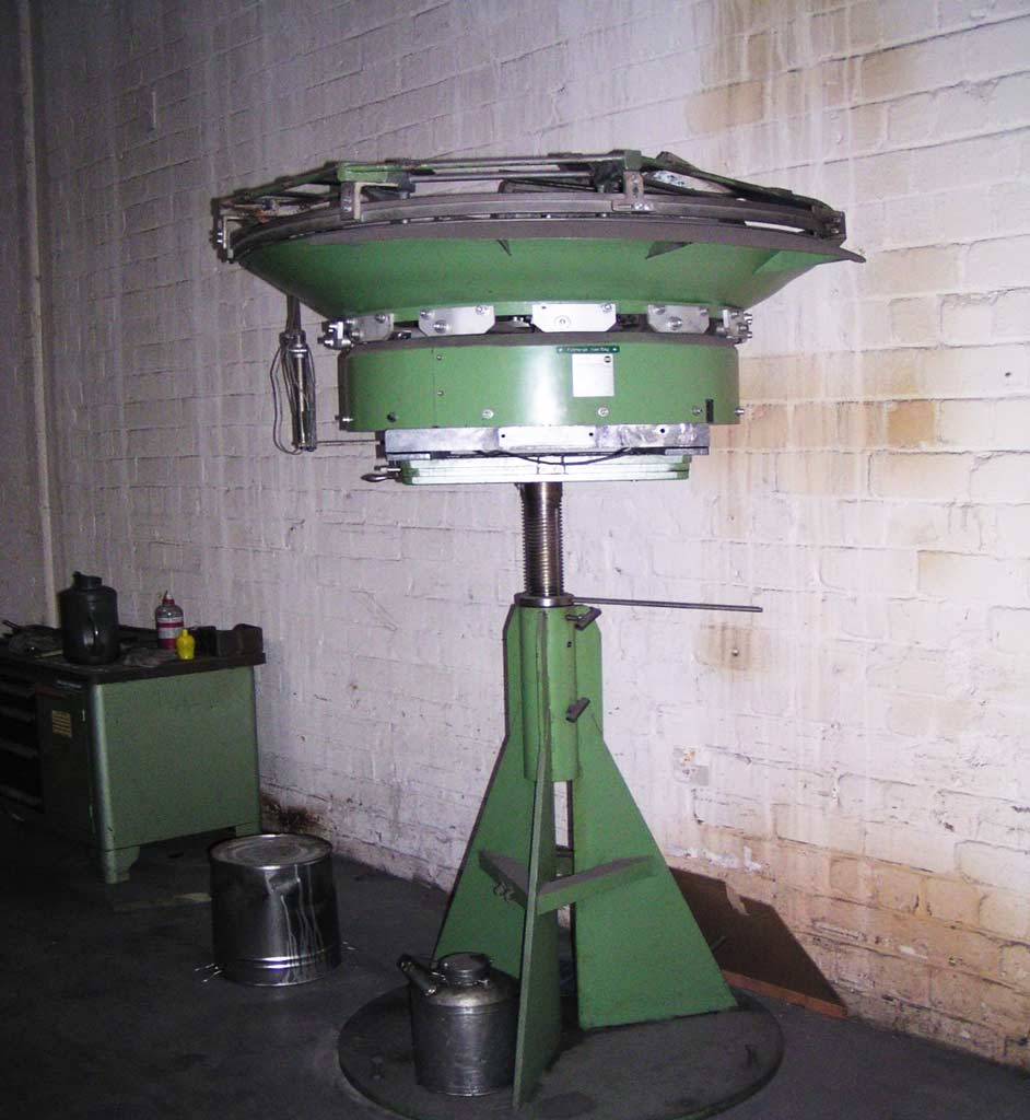 RNA Vibratory Bowl Feeder
