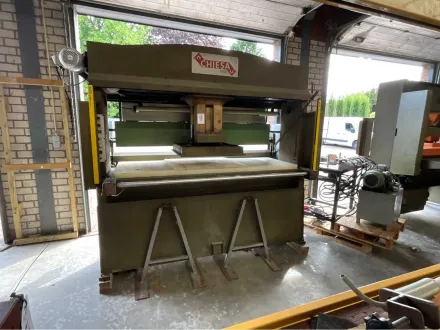 Chiesa Hydraulische Stanzpresse – RESALE