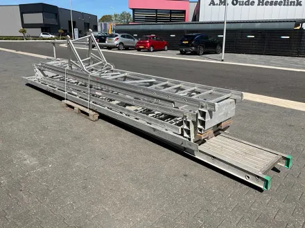 Layher-Aluminium-Trupf-/Gerüstkonsolensystem – RESALE