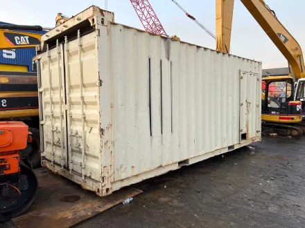 Caterpillar C18 650 KVA Notstromgenerator – RESALE
