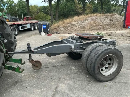 Einachsige Umrichterdolly mit hydraulisch anhebbarem fünften Rad und zwei Rädern – RESALE
