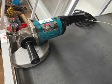 Makita Winkelschleifer – RESALE