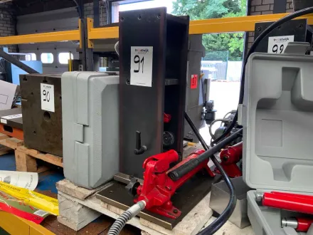 Lotus Hydraulikpresse – RESALE
