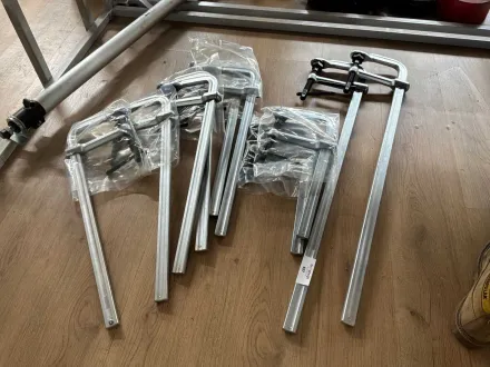 Klebeklemme (10x) – RESALE