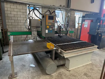 Zinser - 1994 - CNC 500 - Plasmaschneidmaschine – RESALE