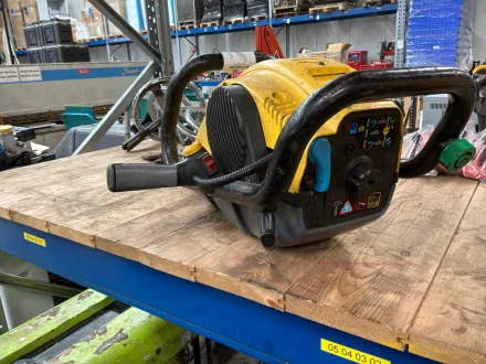 2002 Atlas Copco Cobra TT benzinbetriebener Schutzschalter – RESALE
