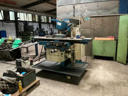 2000 KNUTH UFM 4 Universal-Fräsmaschine – RESALE