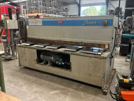 1996 Baykal HGL 2600/8 Hydraulische Guillotine-Scherung – RESALE