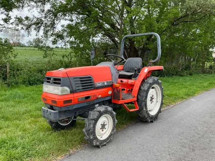 Kubota GL200 Mini-Traktor – RESALE