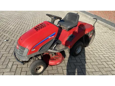 Toro DH 140 Rasentraktor – RESALE