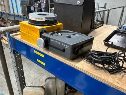 Kodak Carousel S-AV2010 Projektor – RESALE