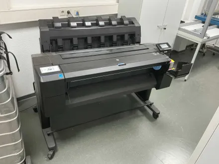 HP - DesingJet T930 - Großformatdrucker/Plotter – RESALE
