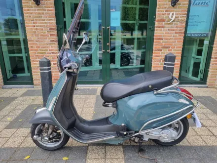 Vespa – 4-Takt – Moped – RESALE