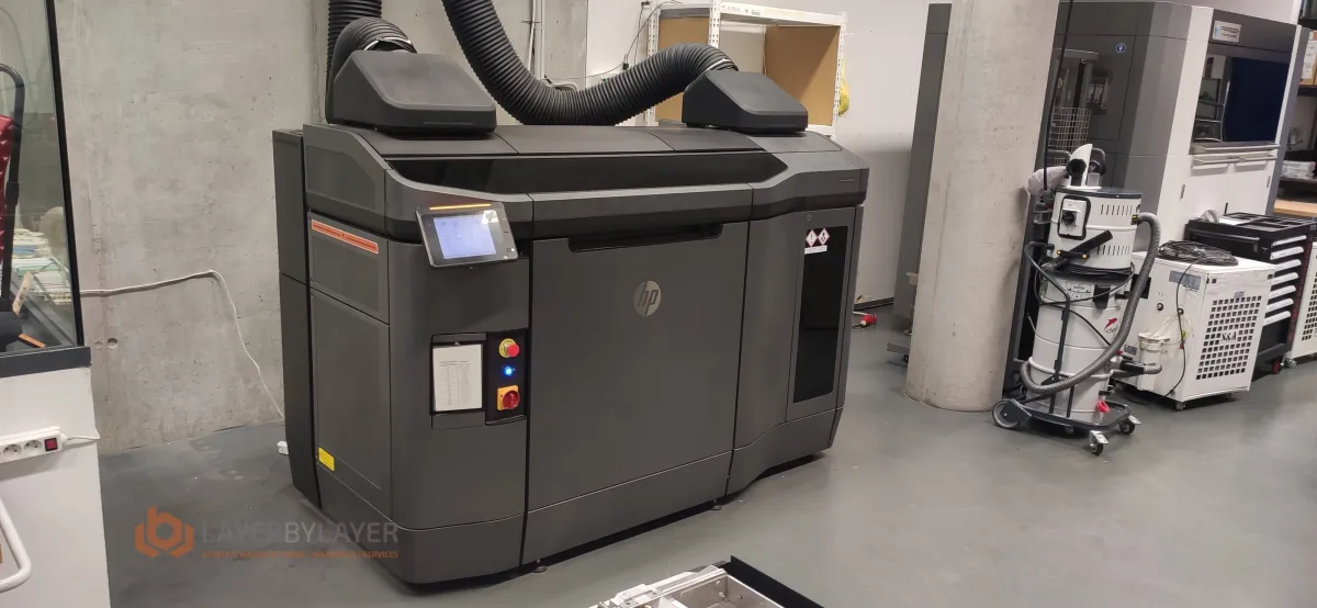 HP Inc. HP4200 MultiJetFusion 3D Drucker