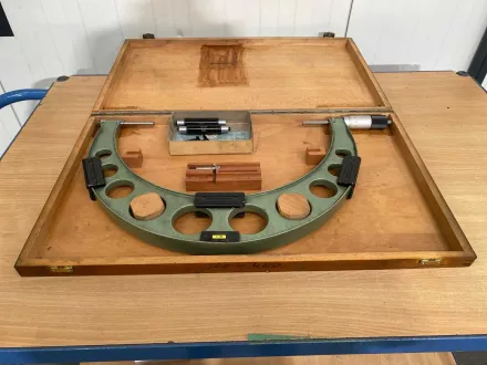 PAV 300-400mm Mikrometer – RESALE
