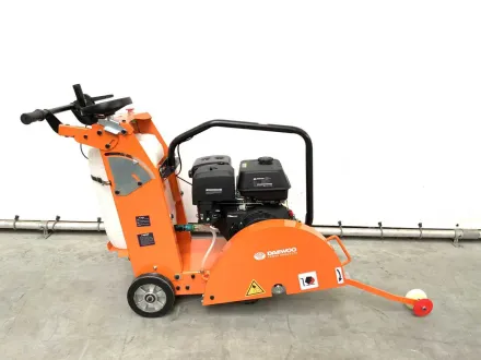 Daewoo - 2026 - DATMF20-4 - Benzinbodensäge – RESALE