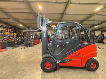 2016 Linde H35D EVO 3.500kg Triplex 465cm 3.+4. Ventil Gabelversteller Luftreifen Dieselstapler Gabe – RESALE