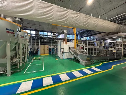 UNILOY MILACRON UR-110 16-KOPF-HINKOLBENSCHRAUBEN-INTERMITTIERENDE EXTRUSIONS-BLASFORMMASCHINE – RESALE