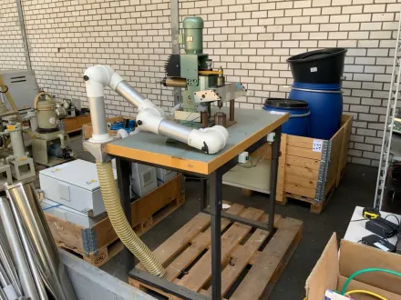 W. Steinegger AG / Imoberdorf + Co. Festo CH-4702 Pneumatischer Stanz- / Pressarbeitsplatz – RESALE
