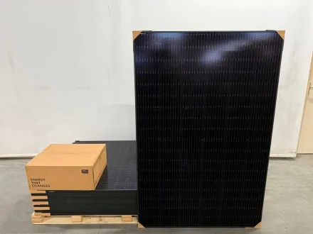 Longi – Set mit 10 Solarpanels (410 WP) – SMA 3,6 kW Wechselrichter – RESALE