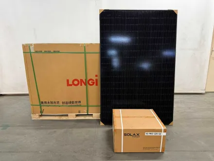 Longi – Set mit 36 Solarpanels (410 WP) – Solax 12 kW Wechselrichter – RESALE