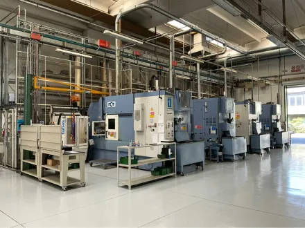 FASTEMS + MCM CONCEPT 5-AXIS Flexible Produktionszelle – RESALE