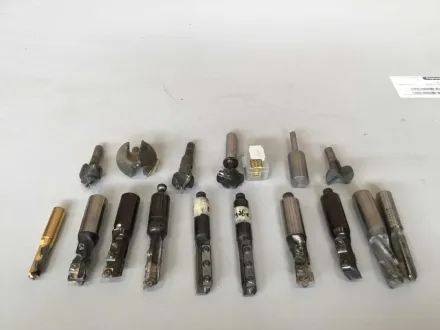 Fräswerkzeug (16x) – RESALE