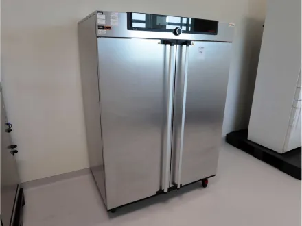 Memmert UN750 Laborofen – RESALE