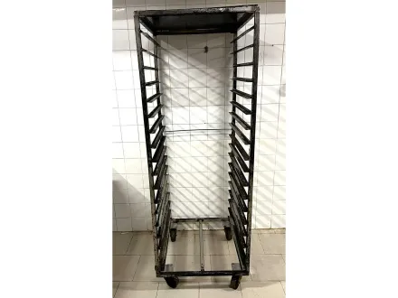 2002 - BackTech - Edelstahlregale für Tabletts 600x800 – RESALE