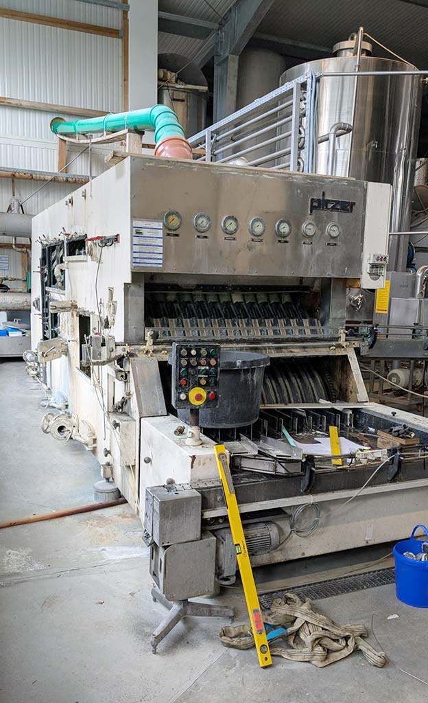 Pirzer Flaschenwaschmaschine