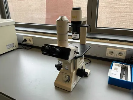 Olympus CK2 Biologisches Mikroskop – RESALE