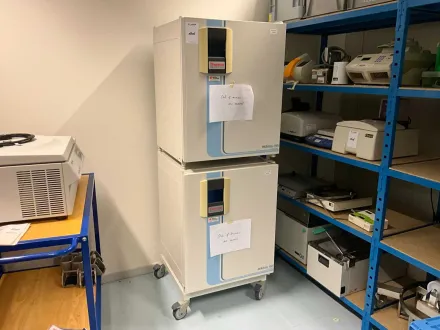 Thermowissenschaftlicher HERAcell 150i GP Labor CO2-Inkubator (2x) – RESALE