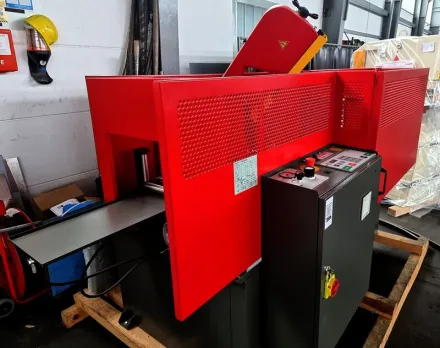 Bianco 330 AE PLC Horizontal - Bandsägeautomat – RESALE