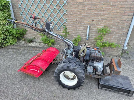 Nibbi zweirädriger Gartentraktor mit Fräserschaufel – RESALE