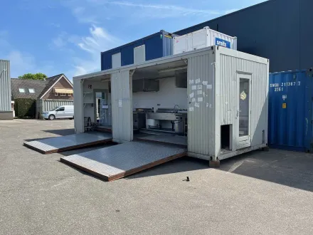 Küchenbehälter (Edelstahl) 8x3 Meter – RESALE