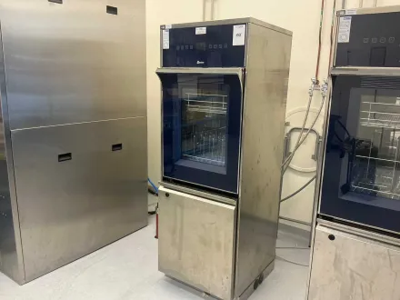 2015 Steelco LAB610 Waschmaschine – RESALE