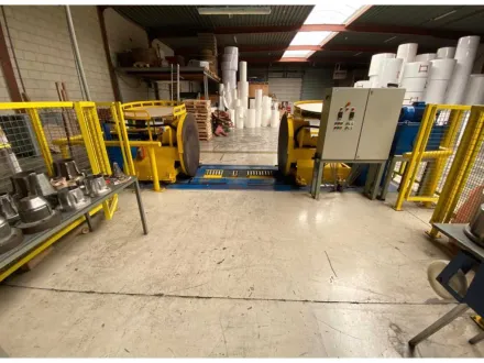 2-teilige Papierrollen-Verpackungslinie – RESALE