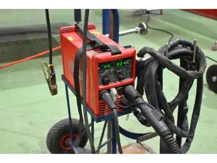 Fronius TransTig 1700 TIG-Schweißmaschine inklusive Schweißwagen – RESALE