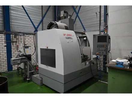 2009 Leadwell V-30i 3-Achsen-Bearbeitungszentrum – RESALE